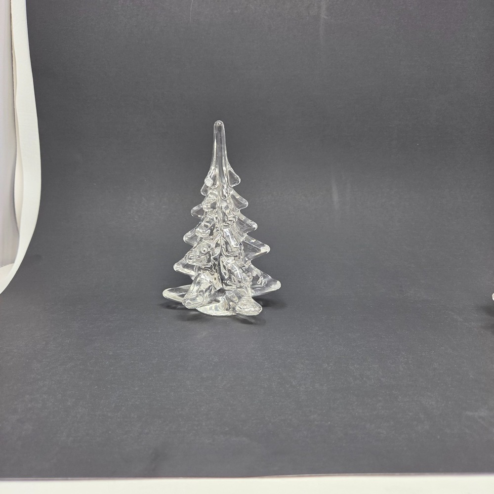 Set of 2 VTG Clear Art Glass Christmas Tree Figurines Holiday Decor 5.5" and 6" - Picture 4 of 12
